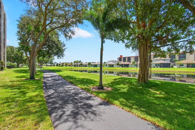 $150,000 | 7290 Kinghurst Drive, Unit 405, Delray Beach, FL 33446