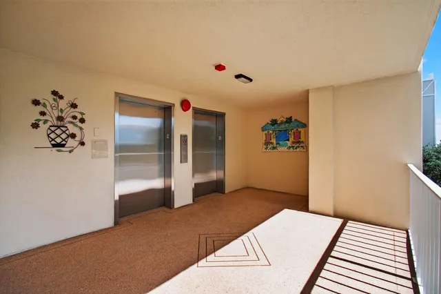 $150,000 | 7290 Kinghurst Drive, Unit 405, Delray Beach, FL 33446