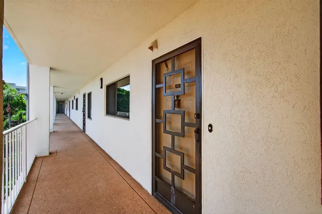$150,000 | 7290 Kinghurst Drive, Unit 405, Delray Beach, FL 33446