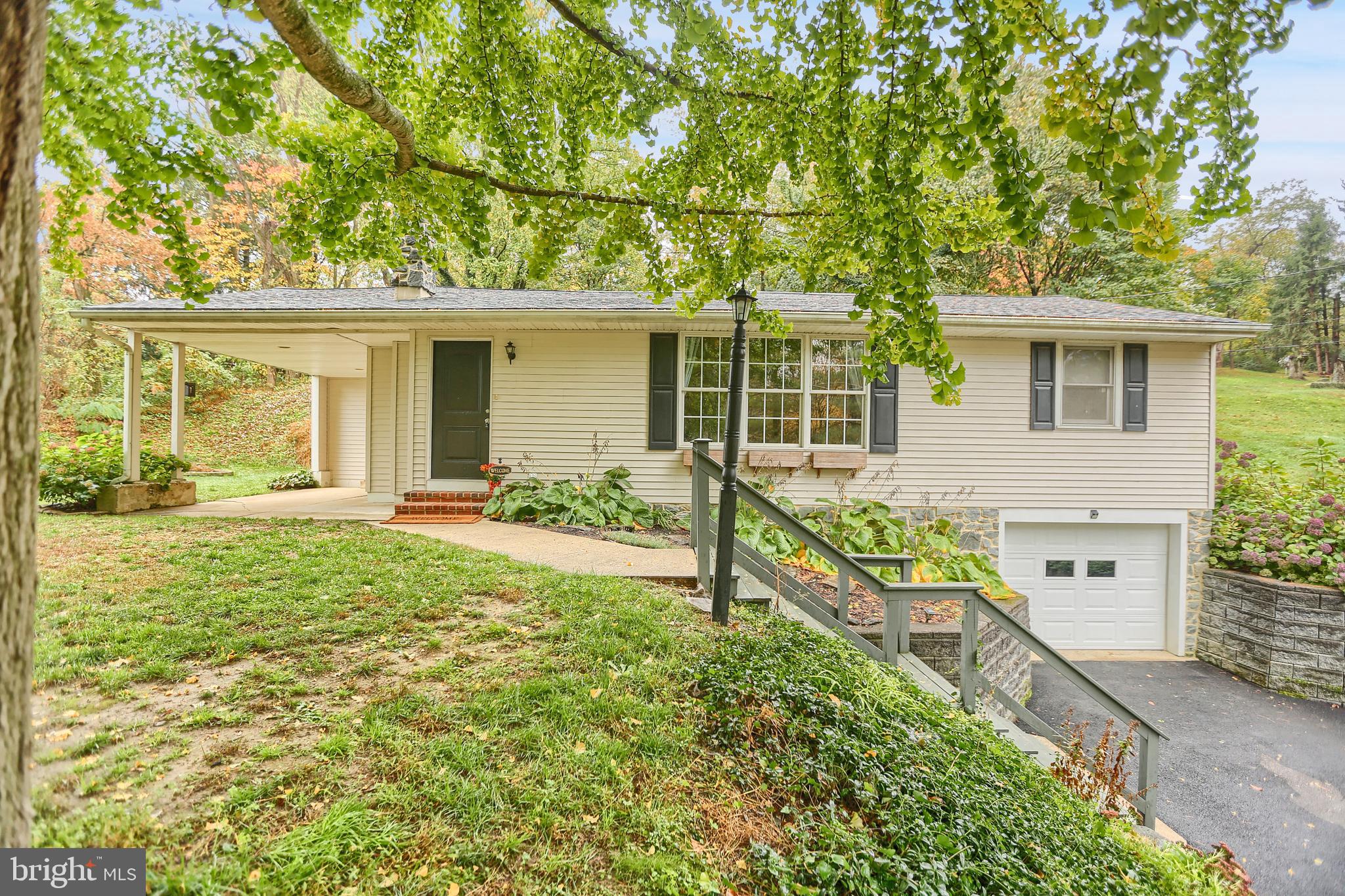 661 Baumgardner Road Lancaster, PA 17603 - Photo 1 of 22 Gallery Image 1