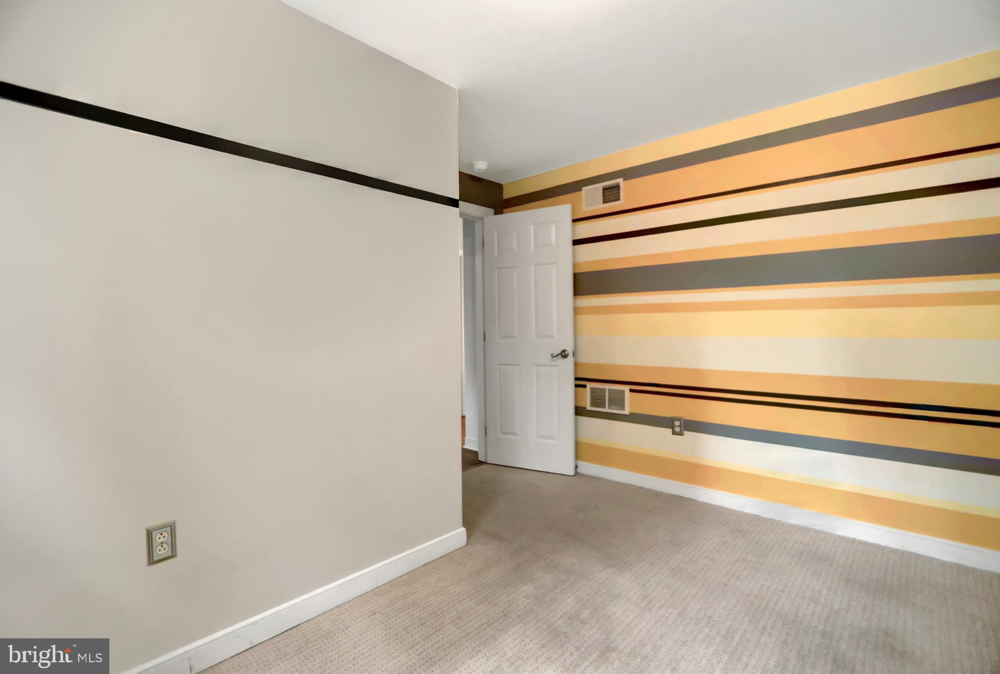 661 Baumgardner Road Lancaster, PA 17603 - Photo 13 of 22 Gallery Image 13