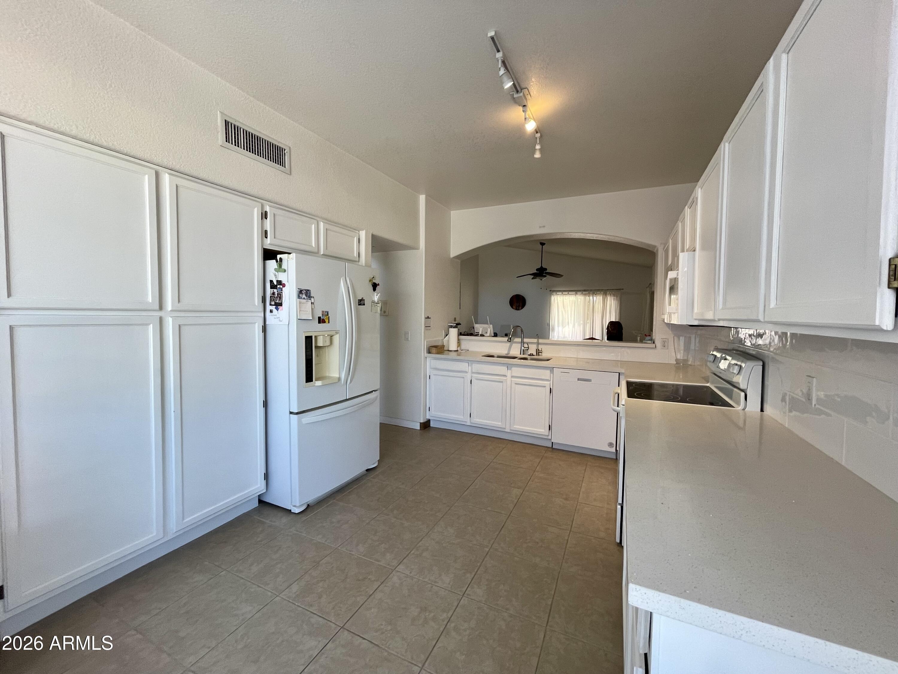 4377 East Coolbrook Avenue Phoenix, AZ 85032 - Photo 13 of 54 IMG_5310