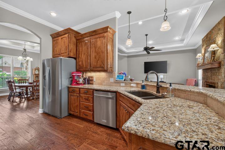 2000 Winding Run Lane Longview, TX 75605 - Photo 20 of 42