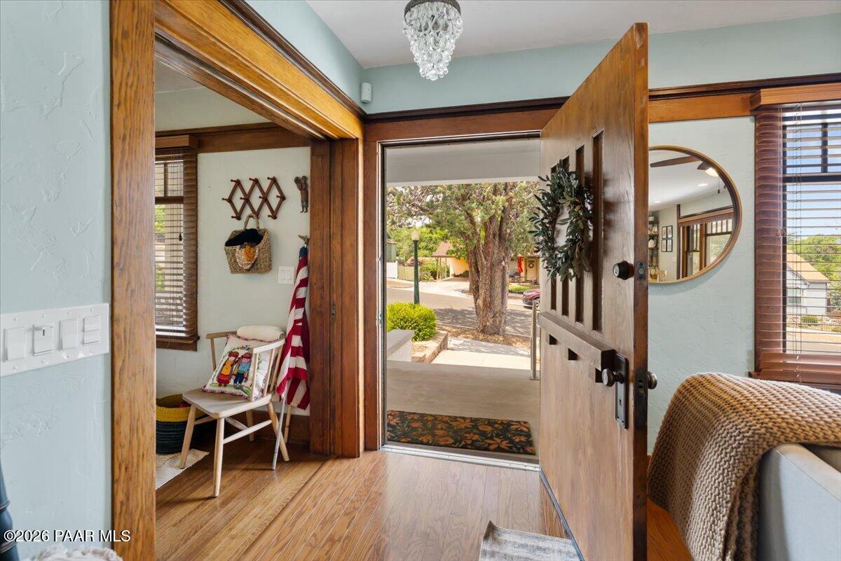 145 South Washington Street Prescott, AZ 86303 - Photo 33 of 39 Entry