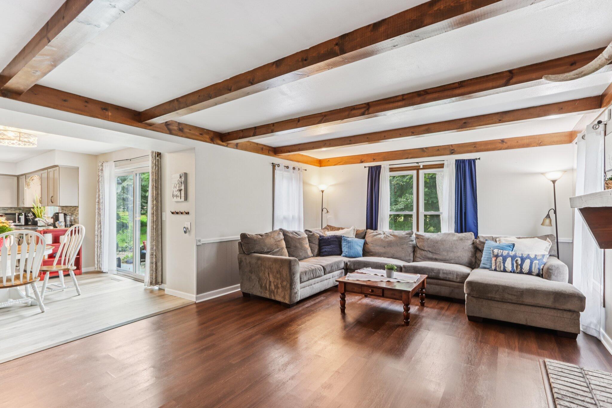 3 Birchwood Court Wind Point, WI 53402 - Photo 12 of 63 3 Birchwood Ct (24)