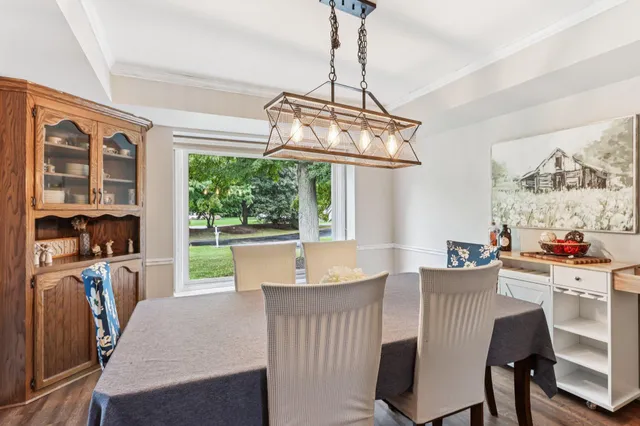 $499,900 | 3 Birchwood Court, Wind Point, WI 53402