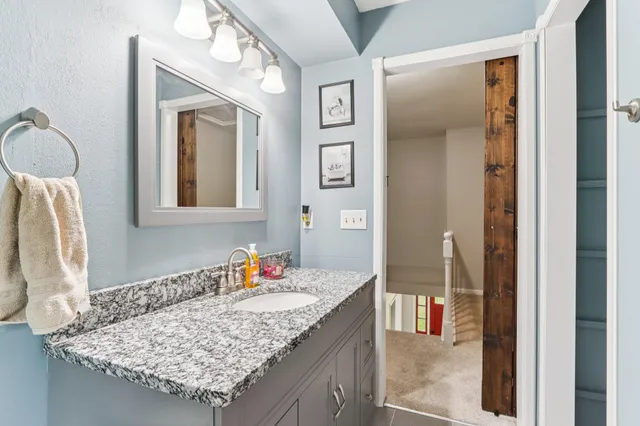 $499,900 | 3 Birchwood Court, Wind Point, WI 53402