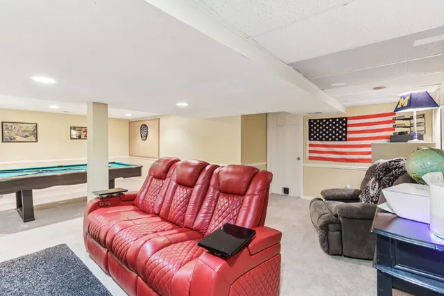 $499,900 | 3 Birchwood Court, Wind Point, WI 53402