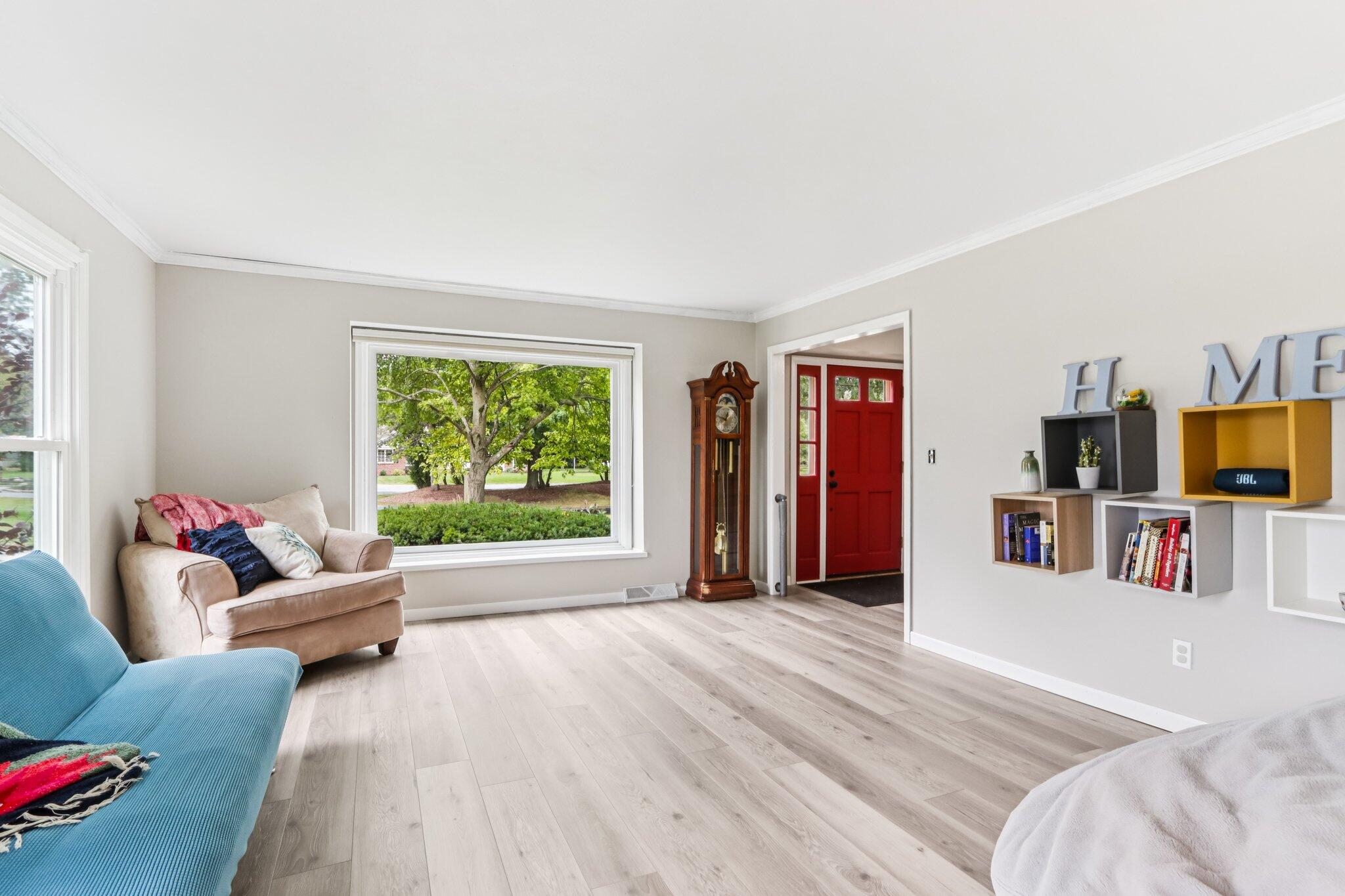 3 Birchwood Court Wind Point, WI 53402 - Photo 6 of 63 3 Birchwood Ct (20)