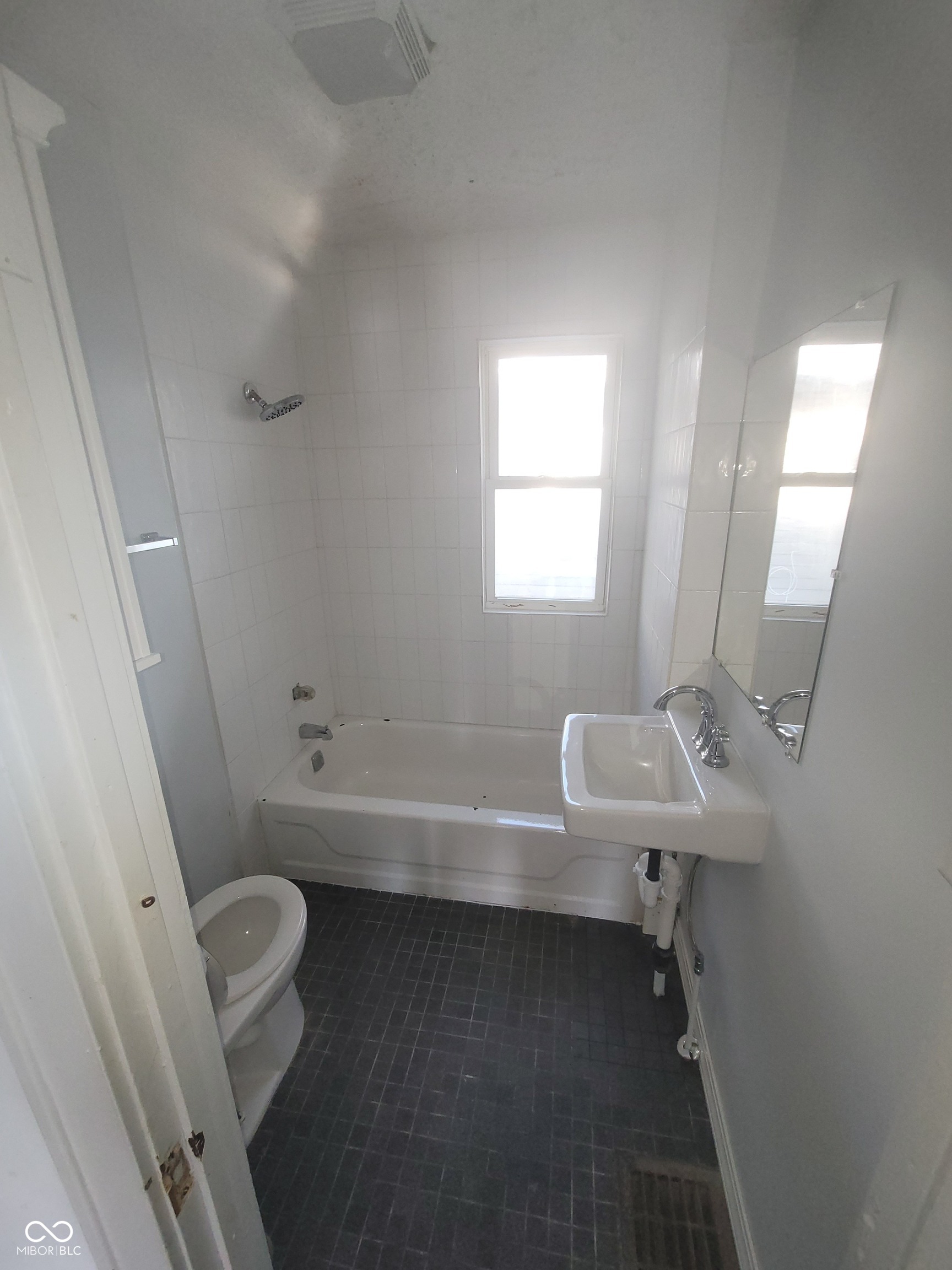 2949 Adams Street Indianapolis, IN 46218 - Photo 4 of 8
