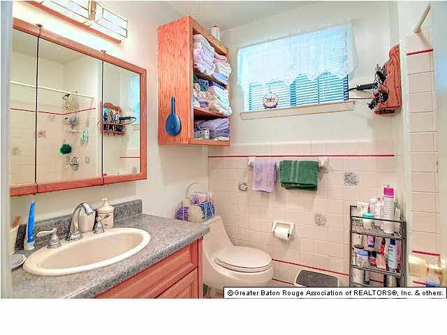 10653 Allyson Street Baton Rouge, LA 70815 - Photo 17 of 22 Gallery Image 17