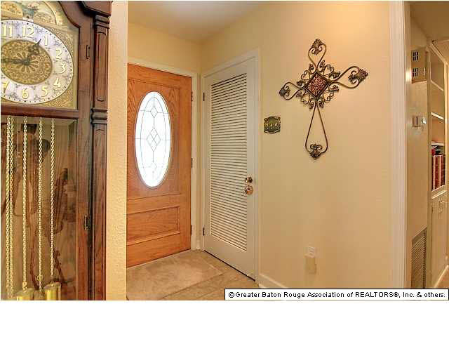 10653 Allyson Street Baton Rouge, LA 70815 - Photo 4 of 22 Gallery Image 4