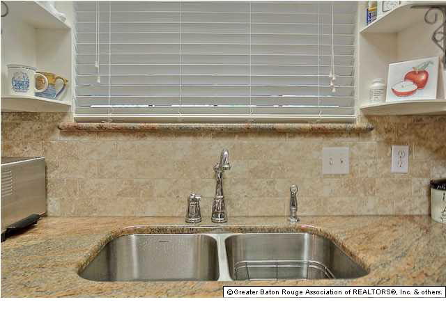 10653 Allyson Street Baton Rouge, LA 70815 - Photo 10 of 22 Gallery Image 10