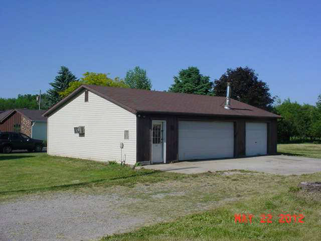 1083 Kelly Street Rome City, IN 46784 - Photo 4 of 21 Gallery Image 4