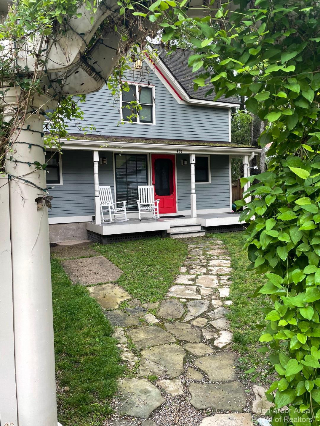 438 3rd Street, Unit 2 Ann Arbor, MI 48103 - Photo 10 of 11 Photo 10