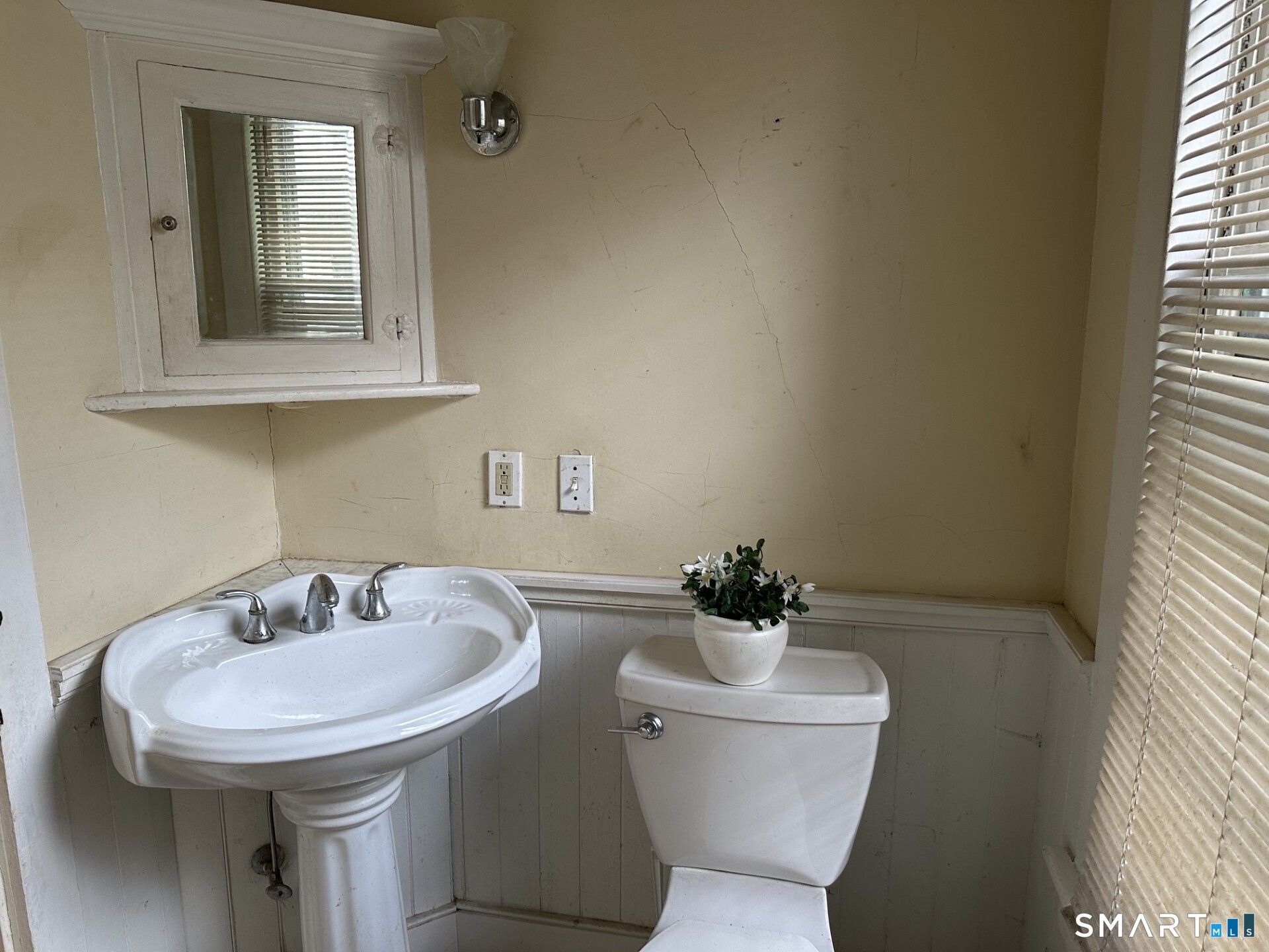 17 Cook Street Torrington, CT 06790 - Photo 15 of 26 1st floor 1/2 bath