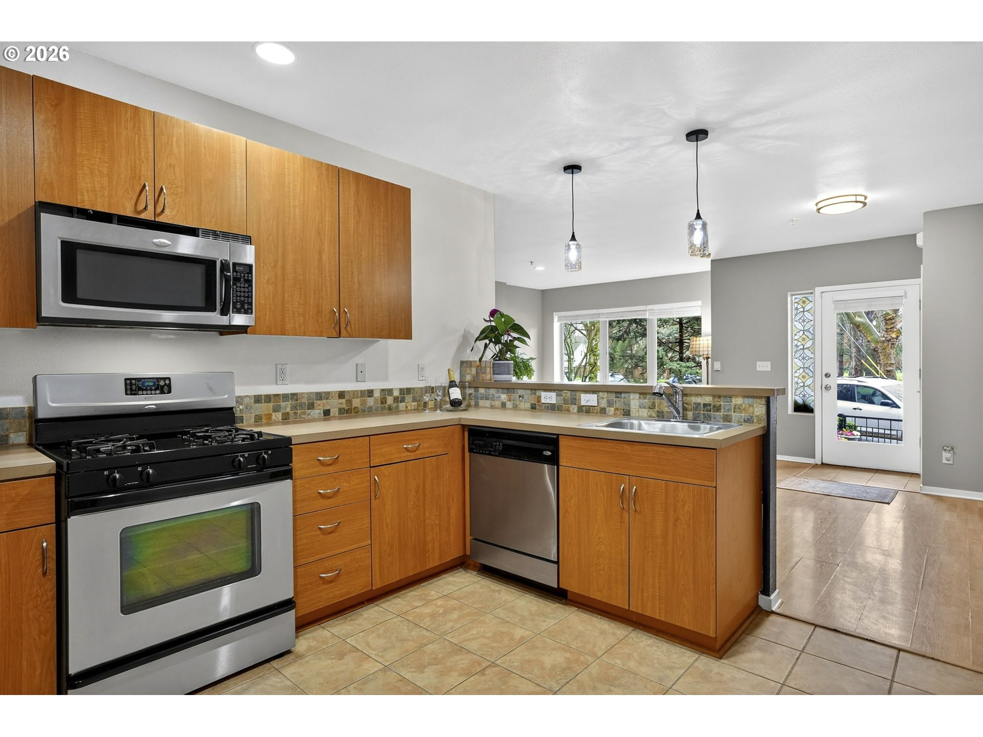 8514 North Central Street Portland, OR 97203 - Photo 12 of 22