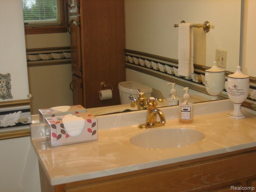 6175 Newark Road Imlay City, MI 48444 - Photo 13 of 36 6175 Newark road 011.jpg