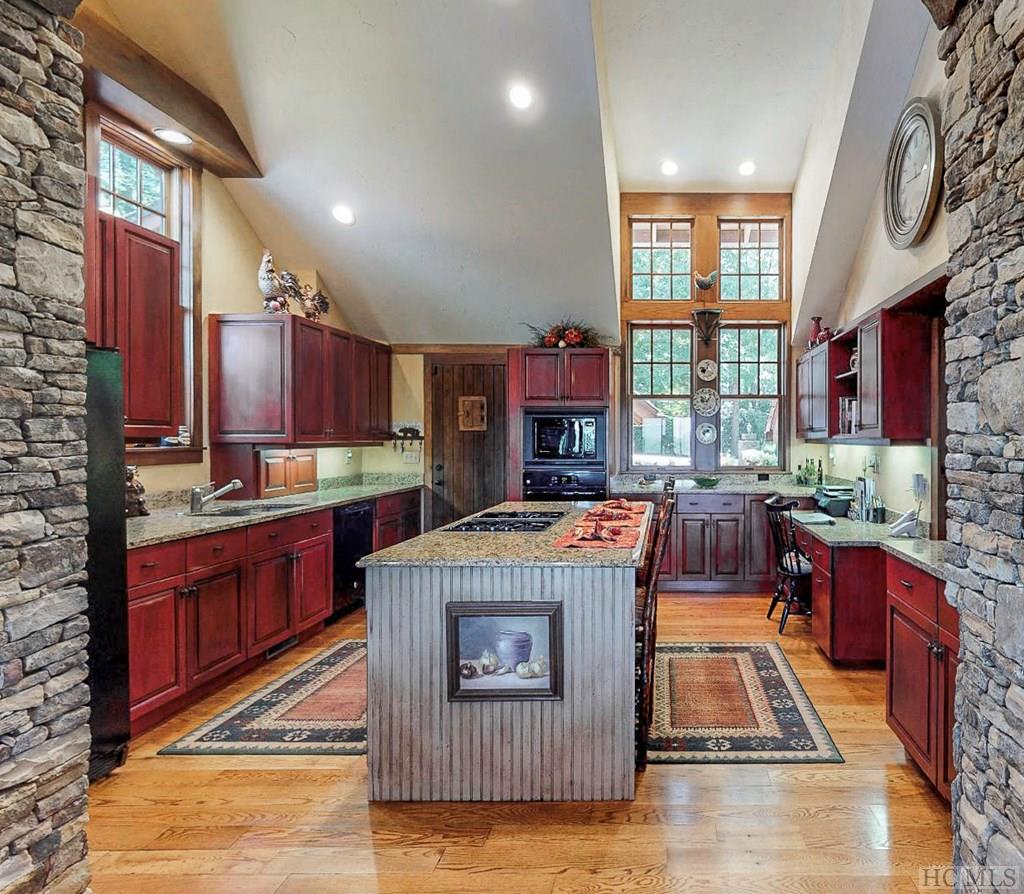 856 Ravenel Ridge Road Highlands, NC 28741 - Photo 8 of 49 Gallery Image 8