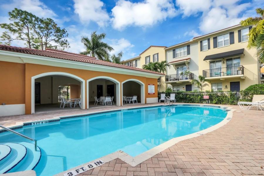 417 School House Road, Unit 417 Jupiter, FL 33458 - Photo 31 of 34 Gallery Image 31