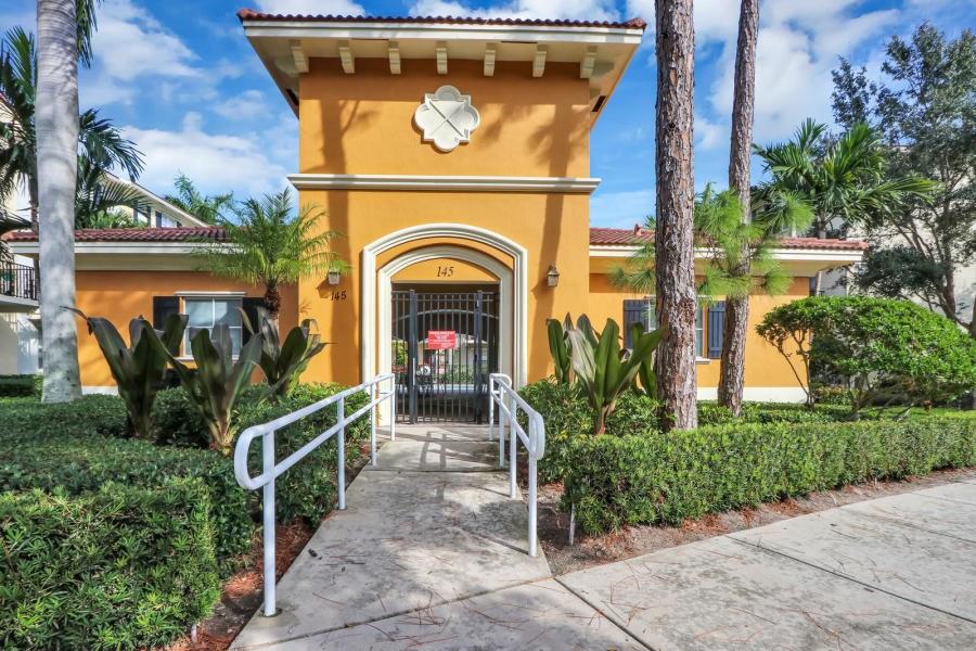 417 School House Road, Unit 417 Jupiter, FL 33458 - Photo 33 of 34 Gallery Image 33