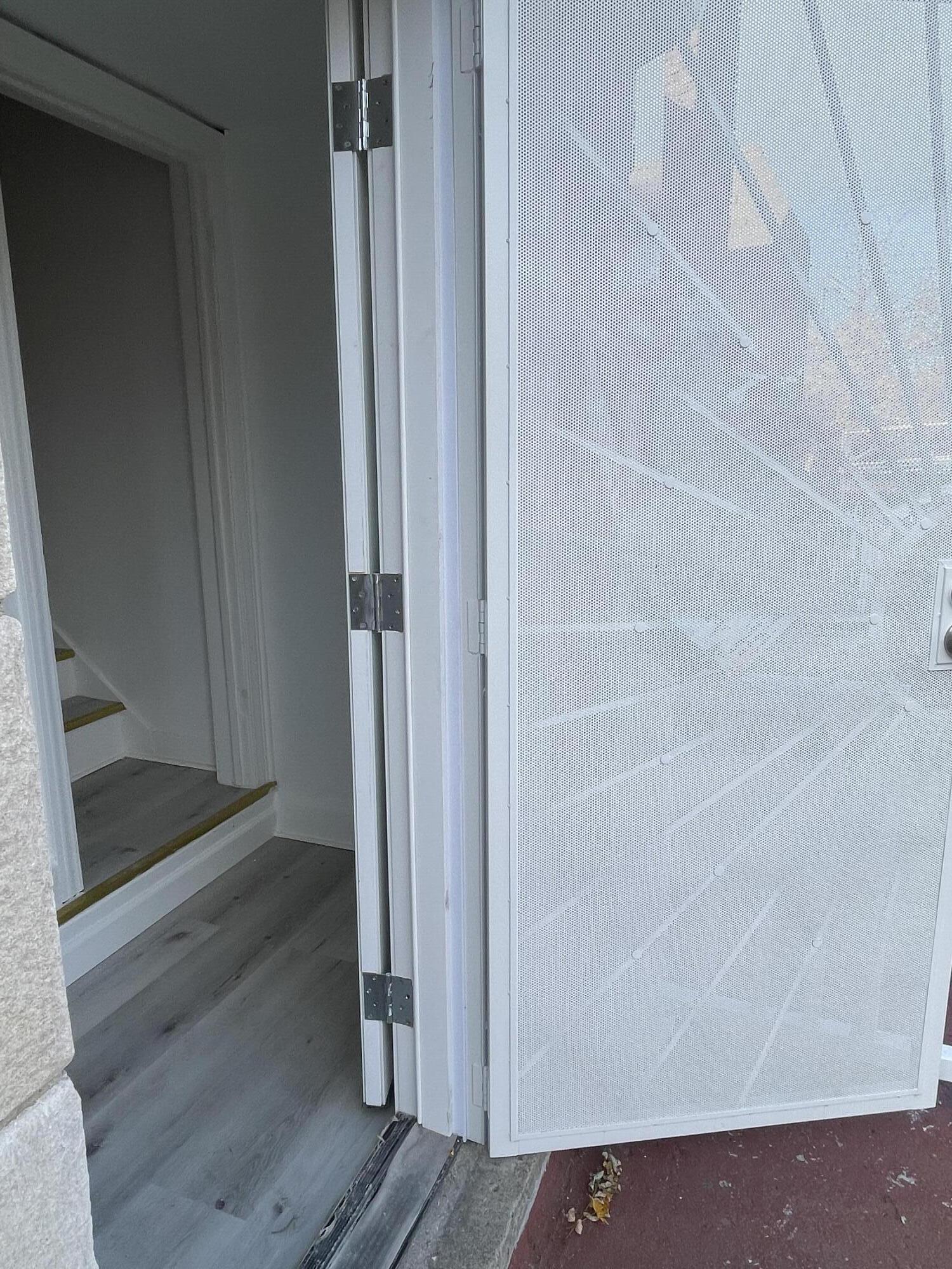 11739 Meyers Road Detroit, MI 48227 - Photo 2 of 31 4