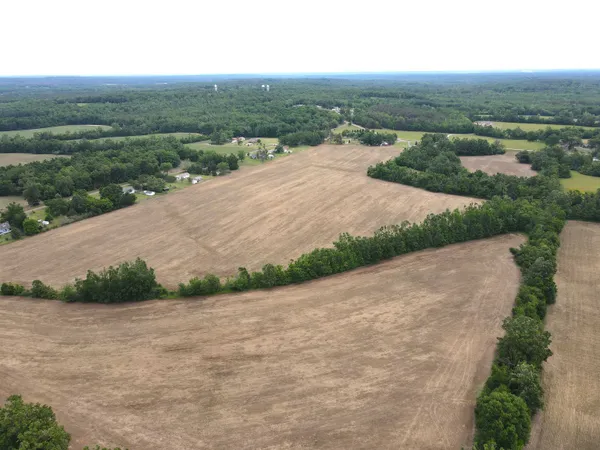 $357,900 | 22 S Highway, Michie, TN 38357