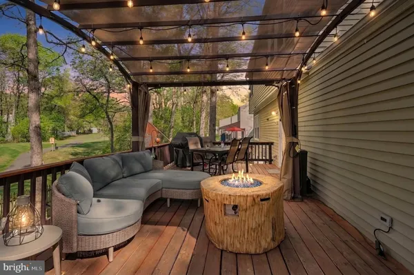 $583,000 | 15744 Vista Drive, Dumfries, VA 22025