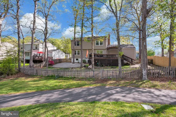 $583,000 | 15744 Vista Drive, Dumfries, VA 22025