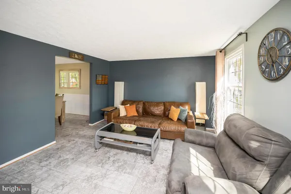 $583,000 | 15744 Vista Drive, Dumfries, VA 22025