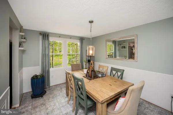 $583,000 | 15744 Vista Drive, Dumfries, VA 22025