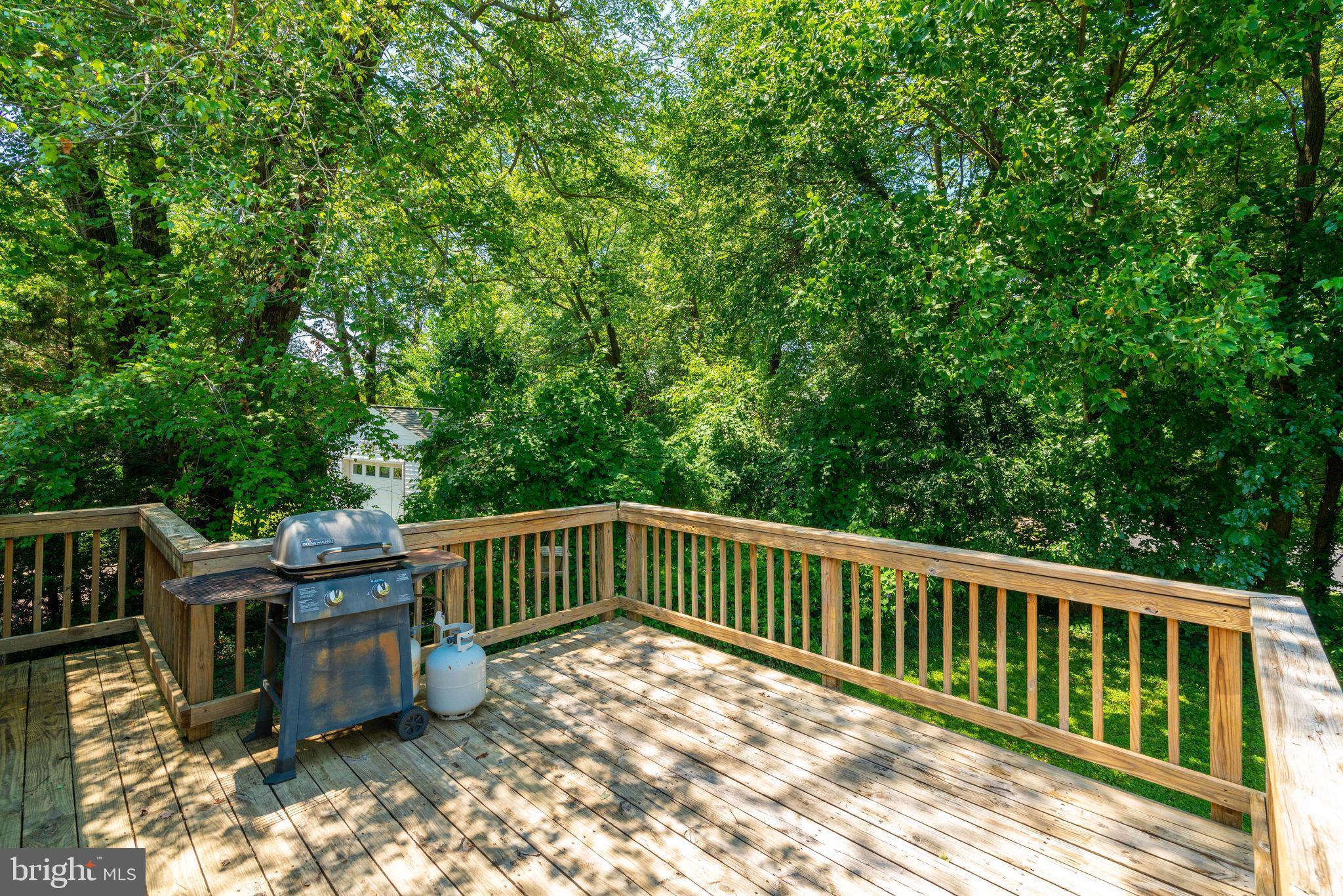 4108 Addison Road Fairfax, VA 22030 - Photo 33 of 40 Deck off Kitchen