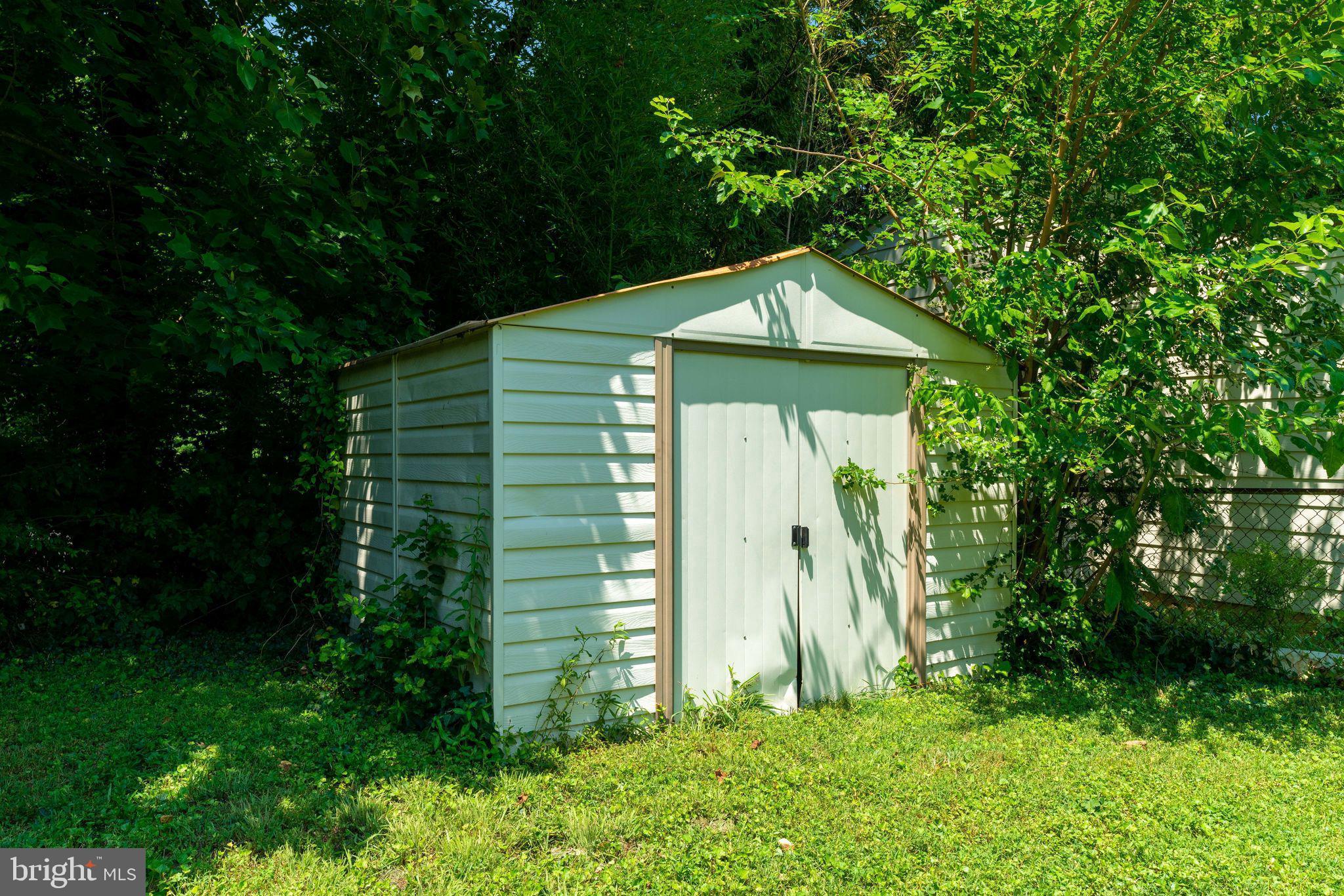 4108 Addison Road Fairfax, VA 22030 - Photo 38 of 40 Shed