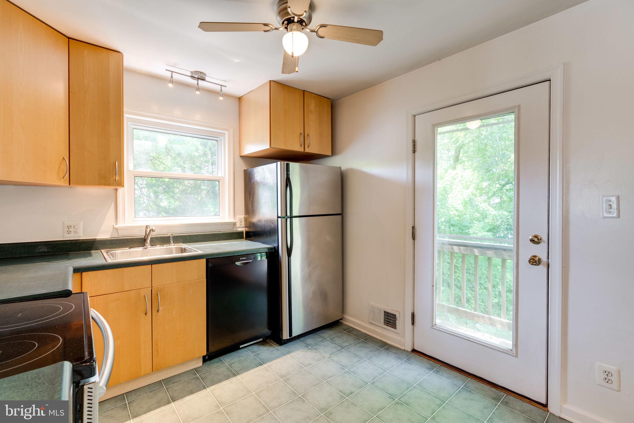 4108 Addison Road Fairfax, VA 22030 - Photo 10 of 40 Kitchen Entry View - Door to Deck in Back Yard