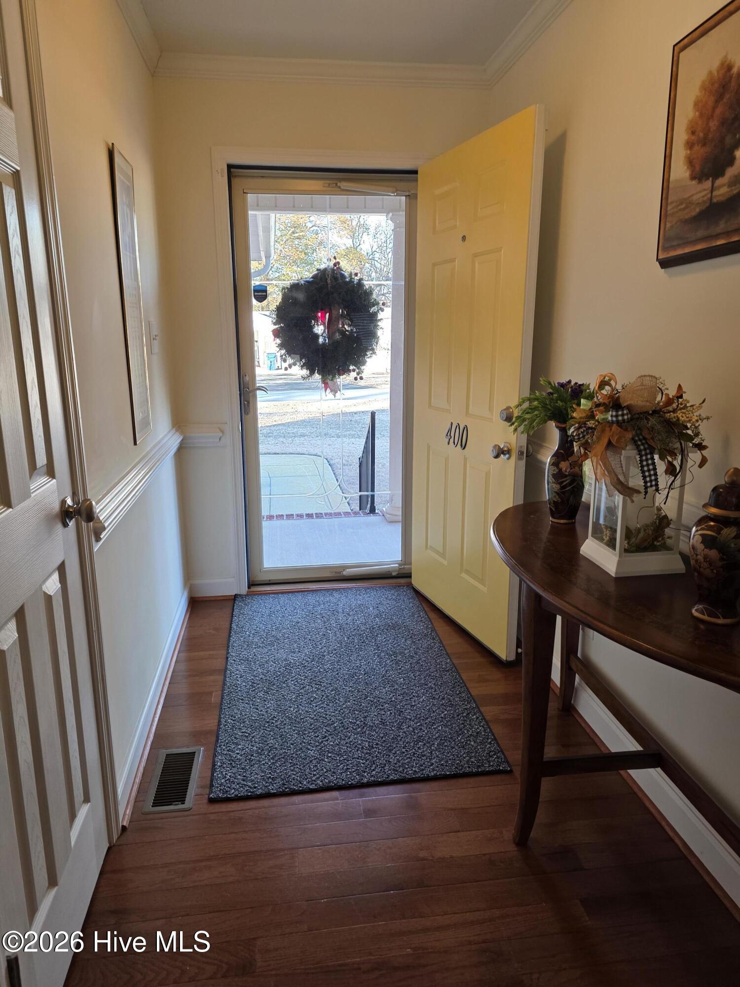 400 Grove Street Clinton, NC 28328 - Photo 8 of 29 20260101_155531