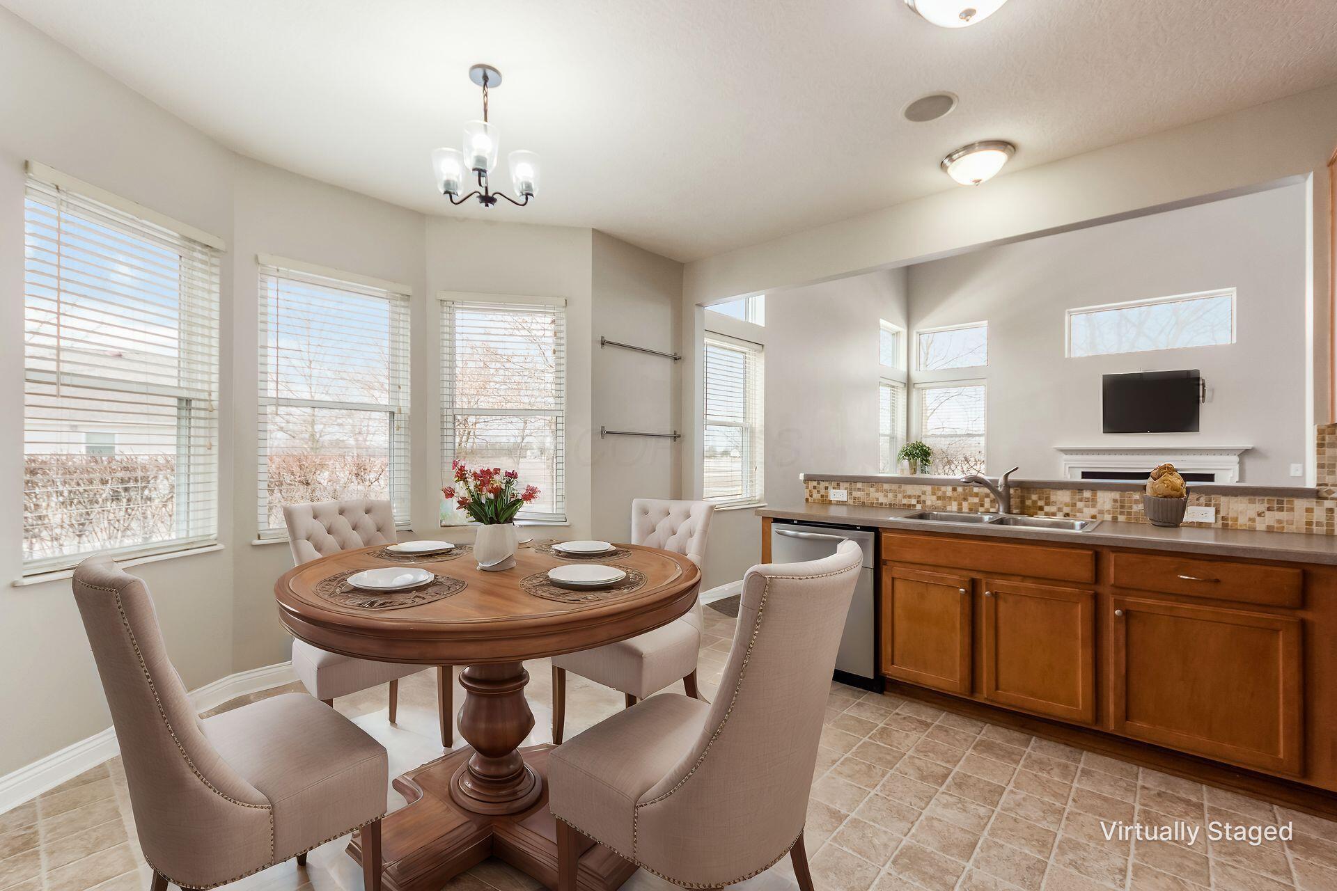 5906 Myrick Road Dublin, OH 43016 - Photo 14 of 49 Eat in KItchen