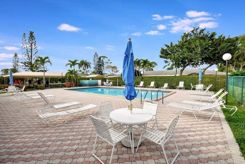 1051 Orange Terrace, Unit 101 Delray Beach, FL 33445 - Photo 51 of 54 North pool