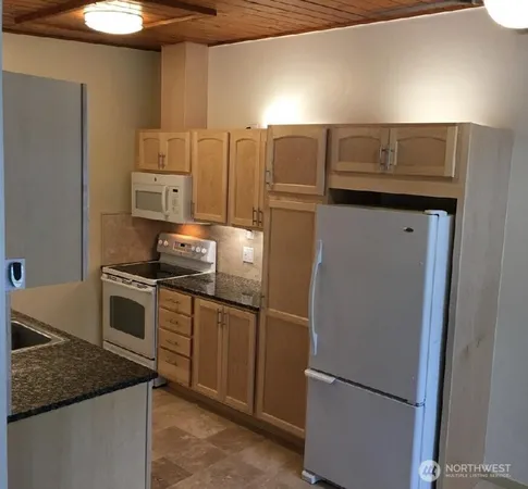$750,000 | 8417 Gold Way, Everett, WA 98208