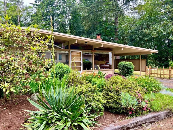 $750,000 | 8417 Gold Way, Everett, WA 98208
