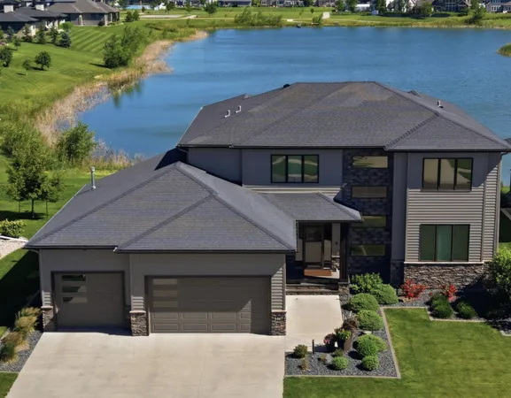 $1,090,000 | 1467 75th Avenue South, Fargo, ND 58104