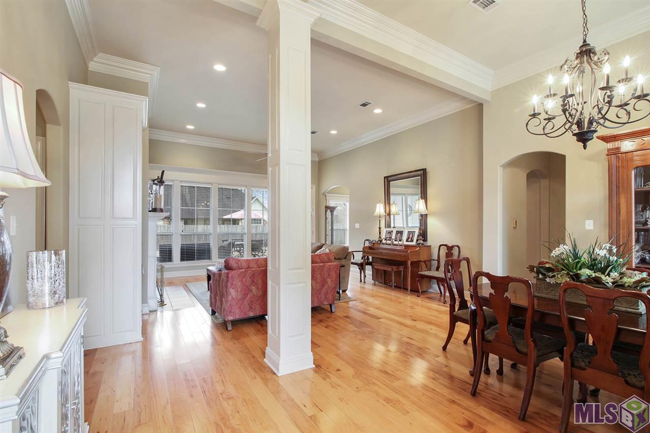 8719 Glenfield Drive Baton Rouge, LA 70809 - Photo 3 of 11 FORMAL DINING