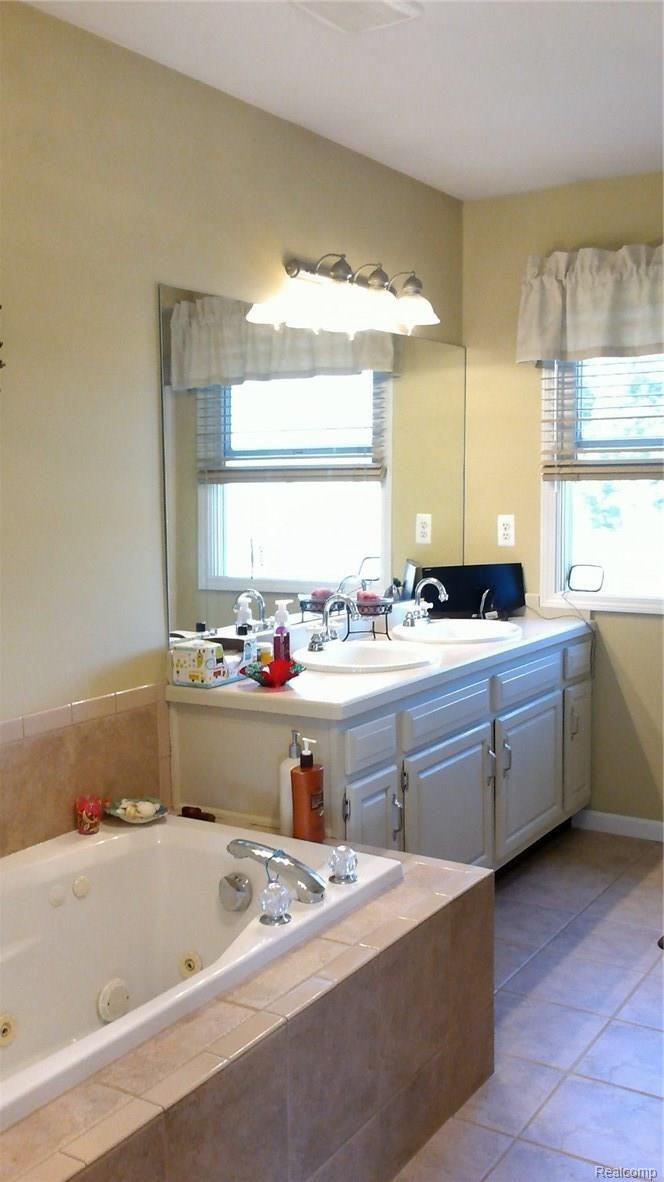 8757 Brown Road Avoca, MI 48006 - Photo 21 of 44 WIN_20160726_105226.JPG