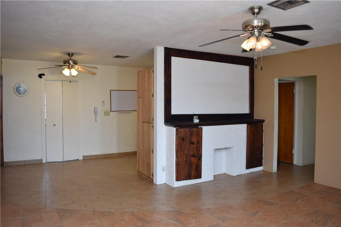 1004 North 31st Road Hollywood, FL 33021 - Photo 21 of 39 Photo 21