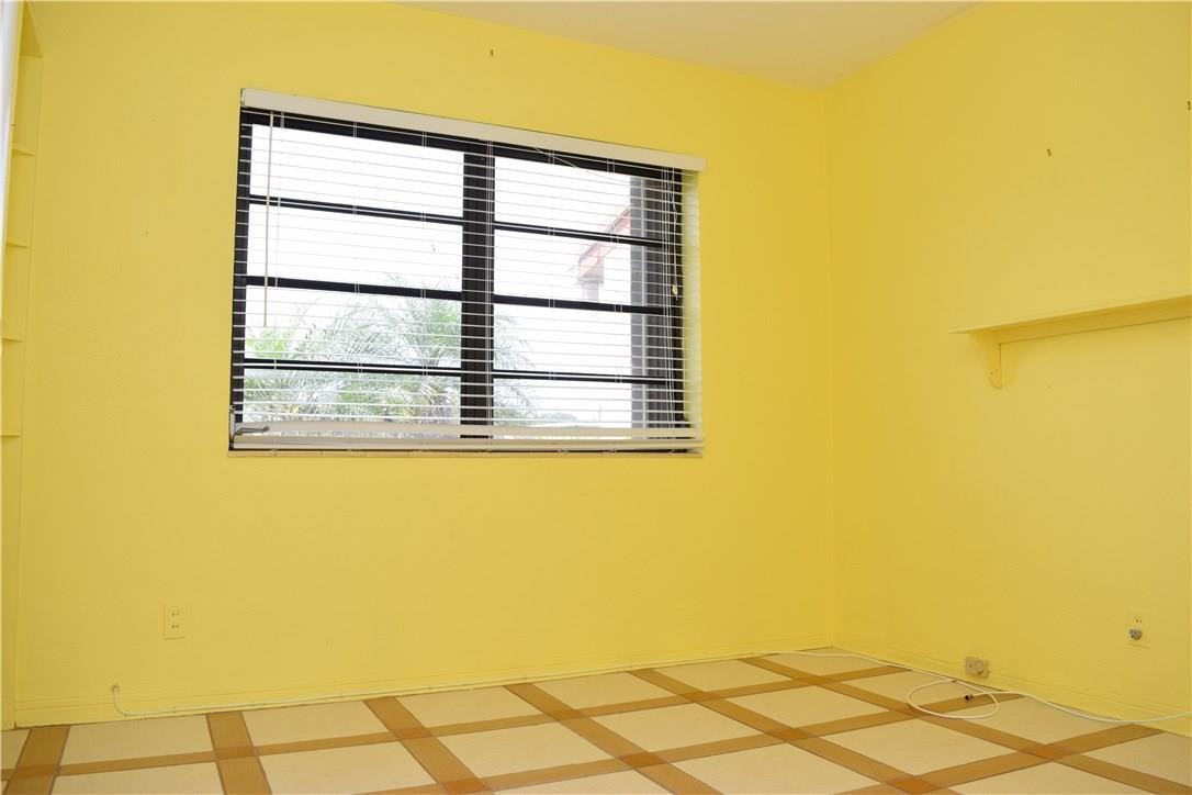1004 North 31st Road Hollywood, FL 33021 - Photo 26 of 39 Photo 26