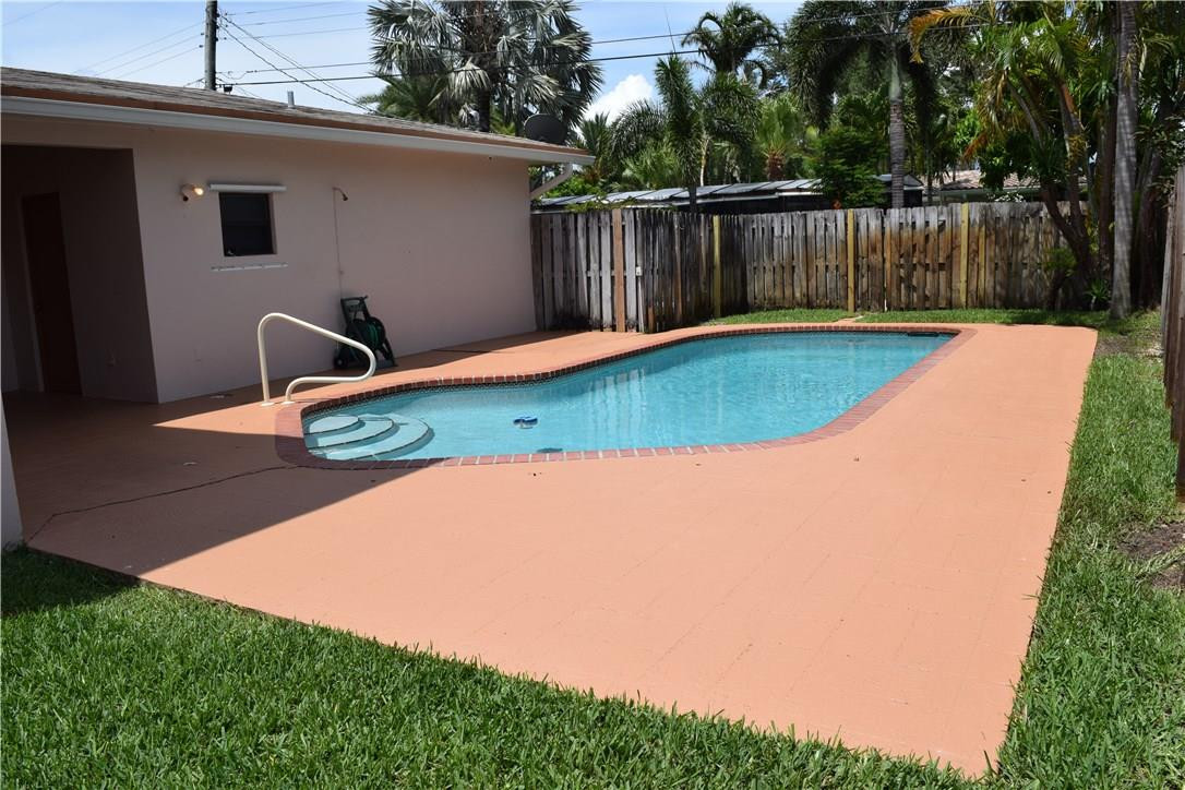1004 North 31st Road Hollywood, FL 33021 - Photo 7 of 39 Photo 7