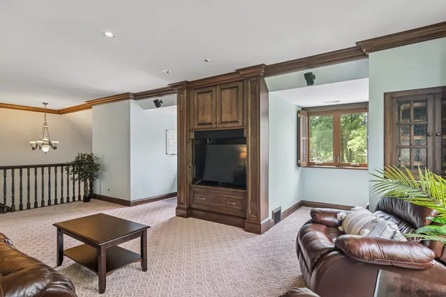 $654,900 | 1653 North Belmont Court, Arlington Heights, IL 60004