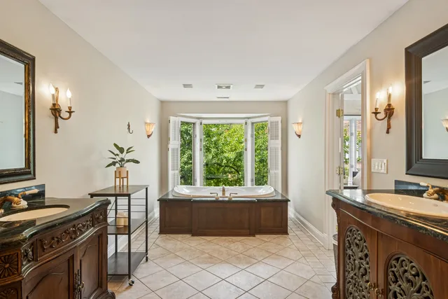 $654,900 | 1653 North Belmont Court, Arlington Heights, IL 60004