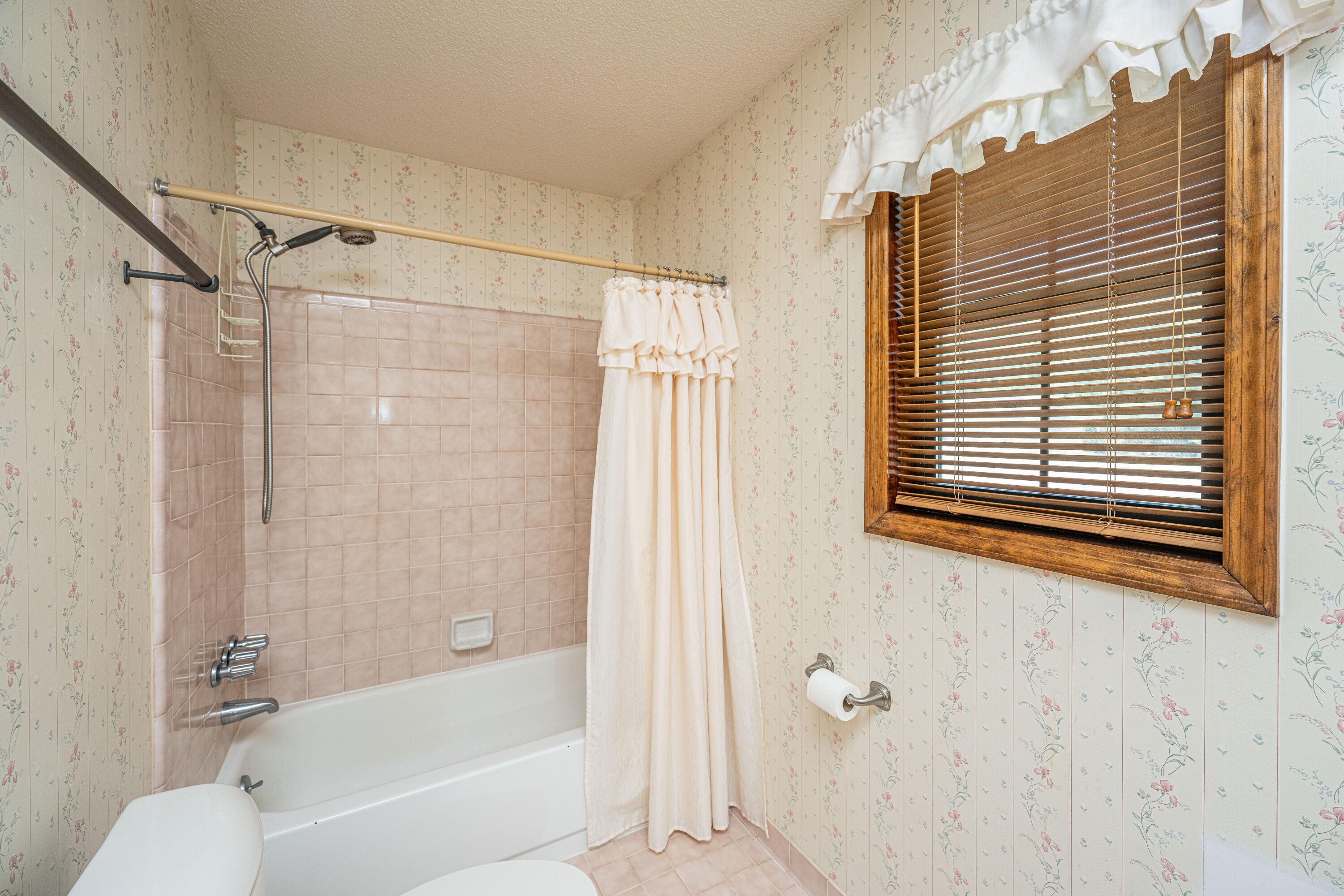 8337 Longridge Road North Charleston, SC 29418 - Photo 33 of 49 83337LongridgeRd034