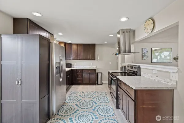 $479,000 | 6726 Henderson Boulevard Southeast, Tumwater, WA 98501