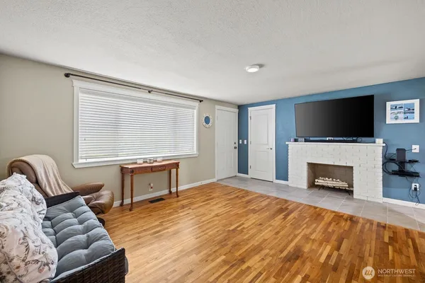 $479,000 | 6726 Henderson Boulevard Southeast, Tumwater, WA 98501